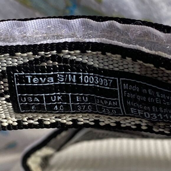 Teva NWOB Original Universal Womens Sandal BWGR-Boomerang White-Black Print Sz 6 - Picture 5 of 6